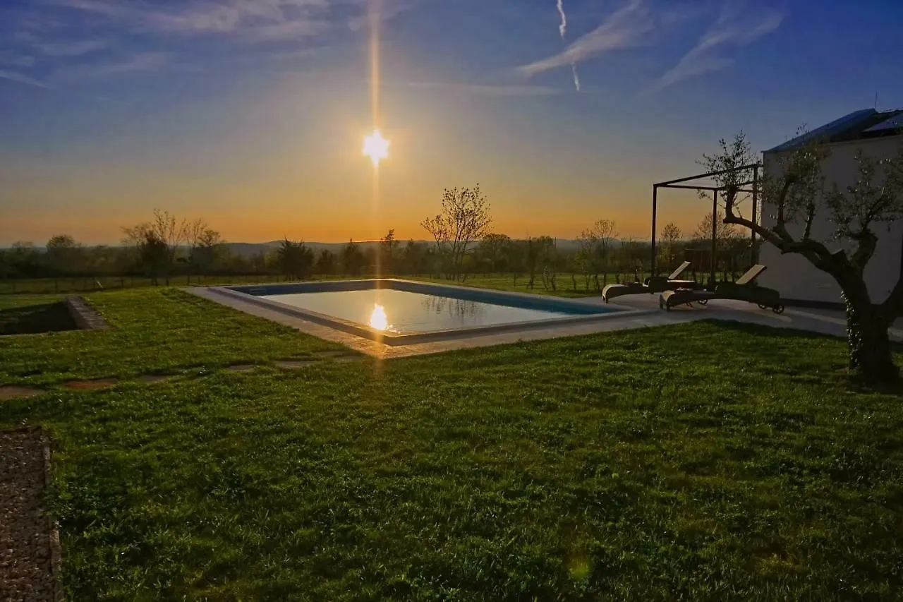 Villa Bianca Svetvinčenat Kroatië